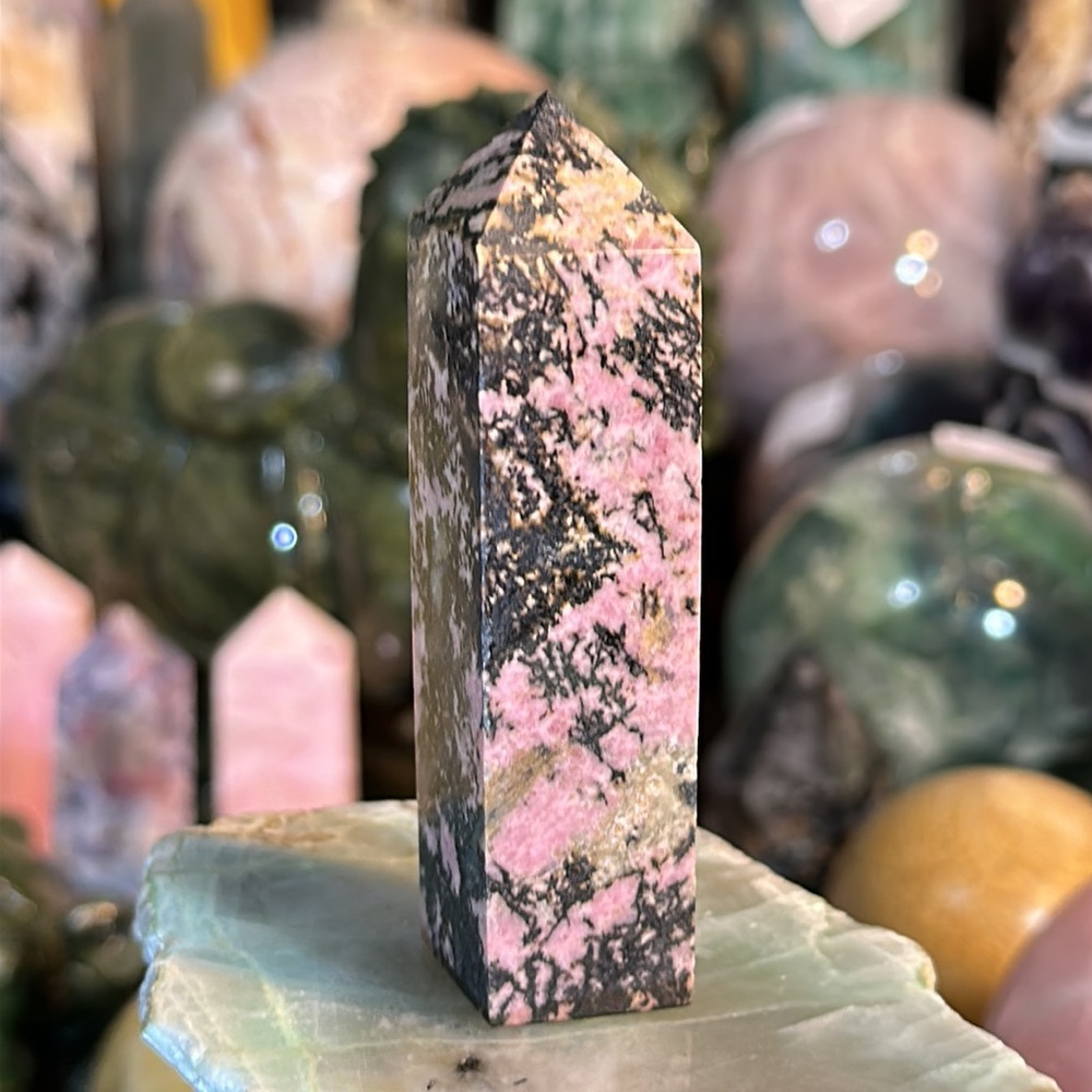 🌸SALE🌸 Rhodonite 4 Sided Crystal Point! - Picture 3 of 5
